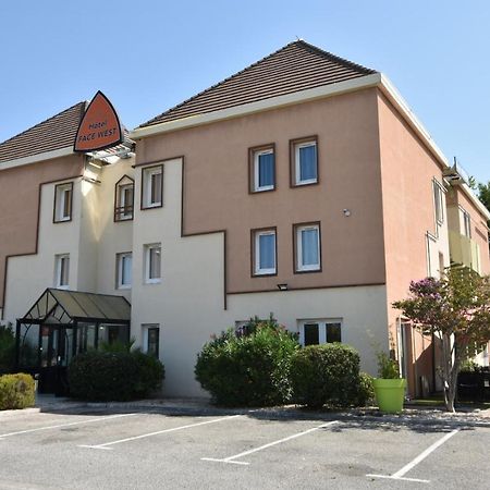 Face West Le Pontet Hotel Bagian luar foto