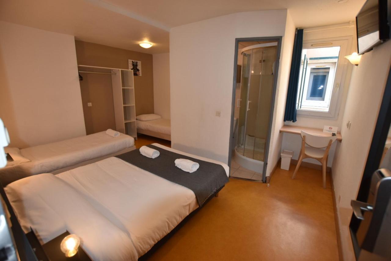 Face West Le Pontet Hotel Bagian luar foto