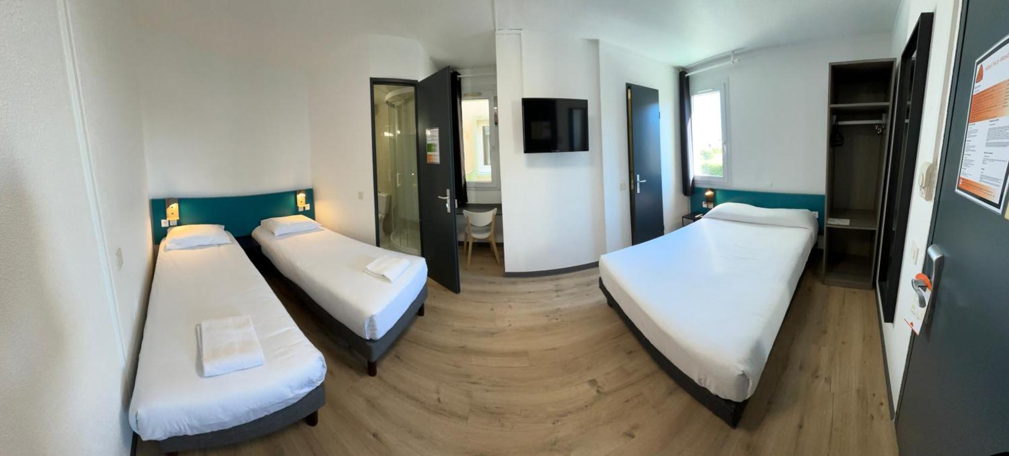 Face West Le Pontet Hotel Bagian luar foto